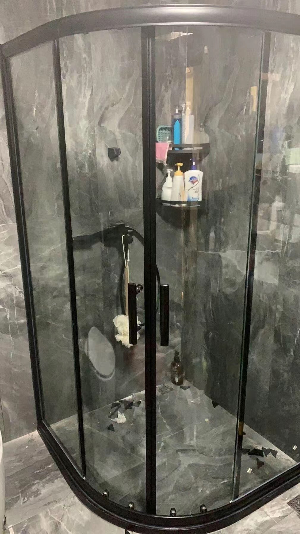 香港浴屏推薦 浴室門幹濕分離設計 訂製尺寸及安裝服務
