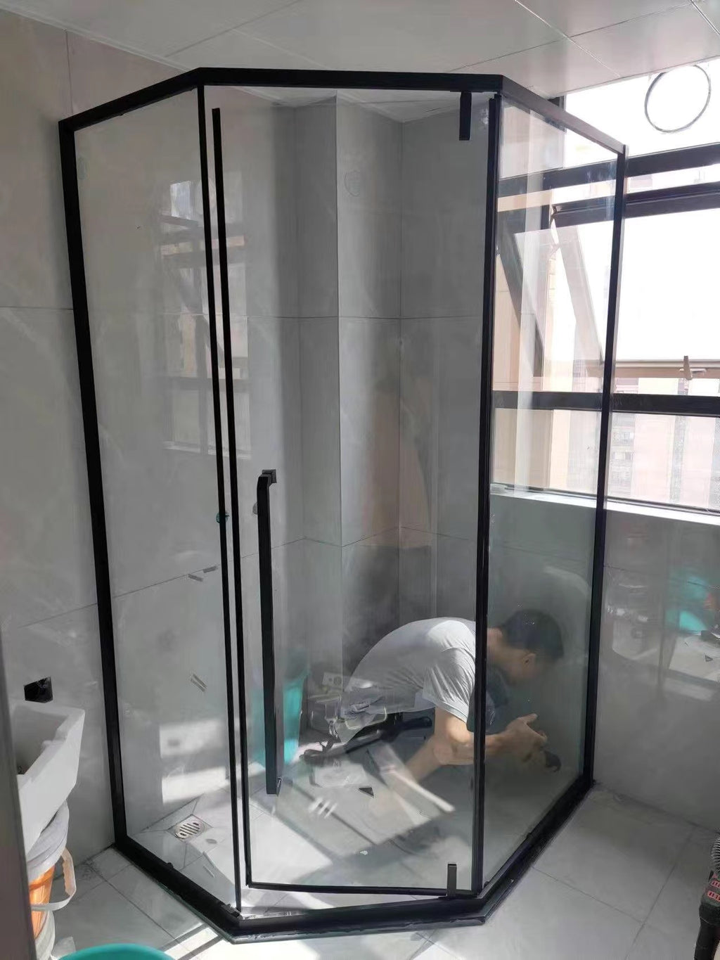 香港浴屏推薦 浴室門幹濕分離設計 訂製尺寸及安裝服務