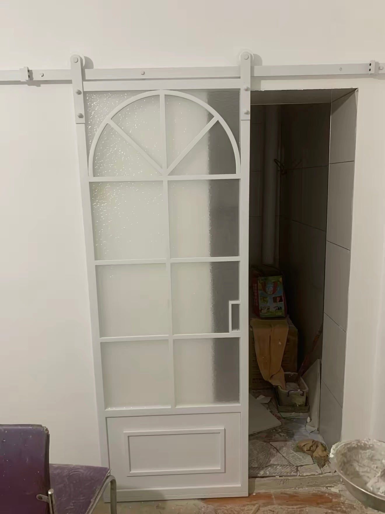 玻璃趟門，香港家居的空間美學藝術設計，本地門市自家工廠，可定製