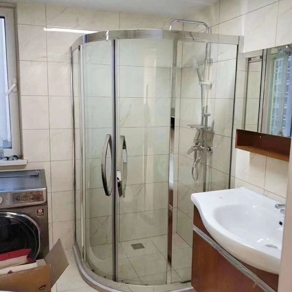香港浴屏推薦 浴室門幹濕分離設計 訂製尺寸及安裝服務